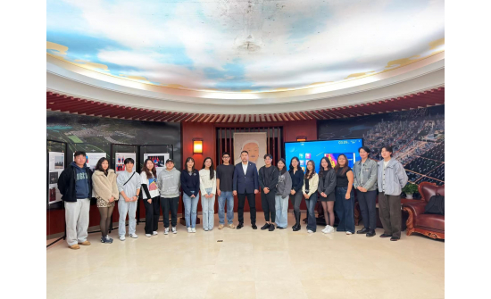 ШАНХАЙН МОНГОЛ ОЮУТНЫ ХОЛБООНЫ ГИШҮҮДИЙГ ХҮЛЭЭН АВЧ УУЛЗАВ